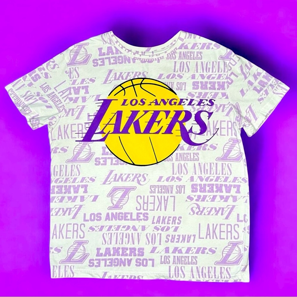 NBA Los Angeles Lakers Tshirt Unisex Size XX Large